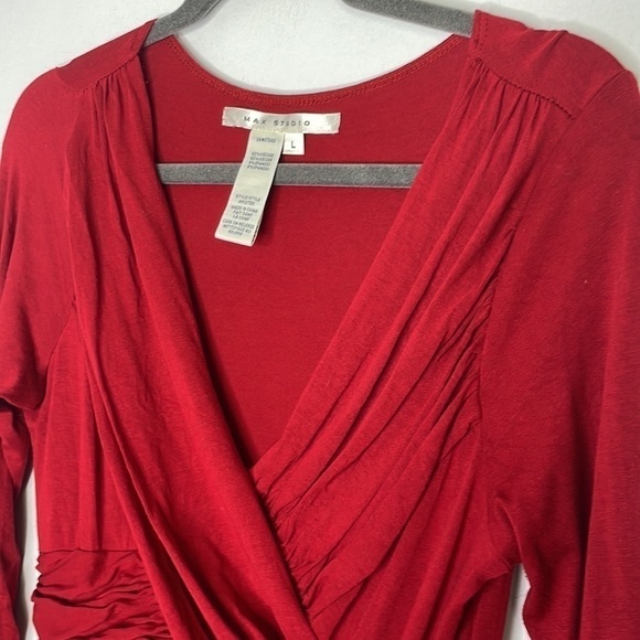 Max Studio ruched cross details red dress - Picture 3 of 7
